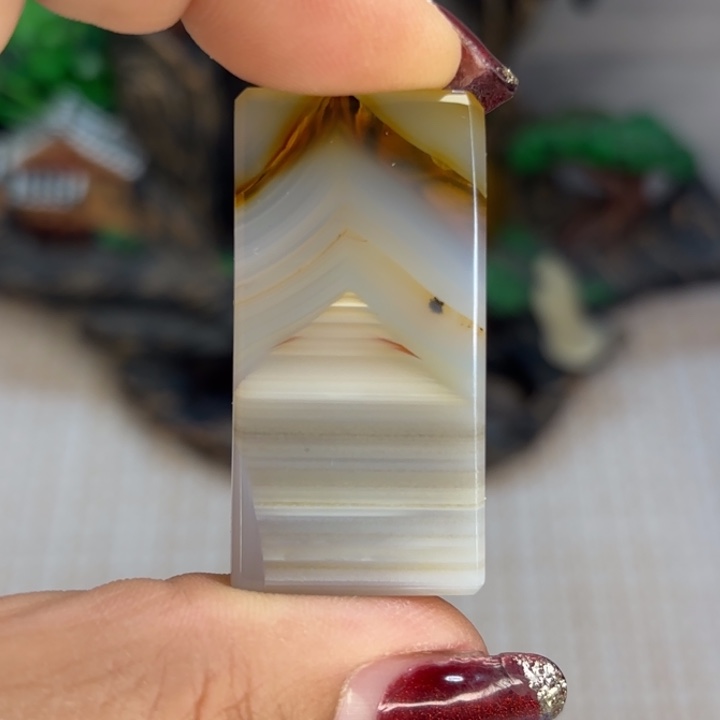 玛瑙/玉髓颈饰未镶嵌