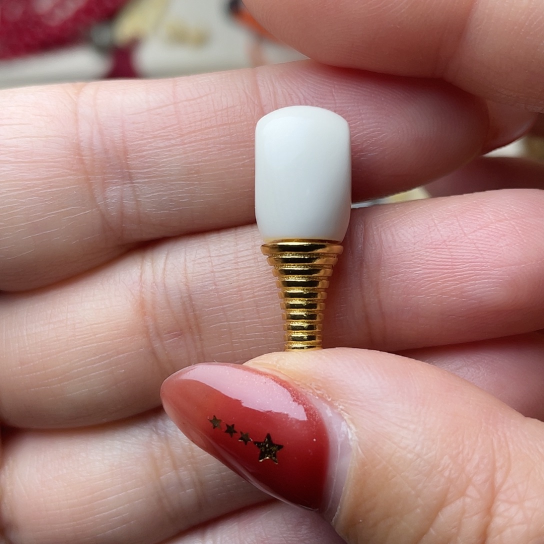 琉璃/树脂/塑料类