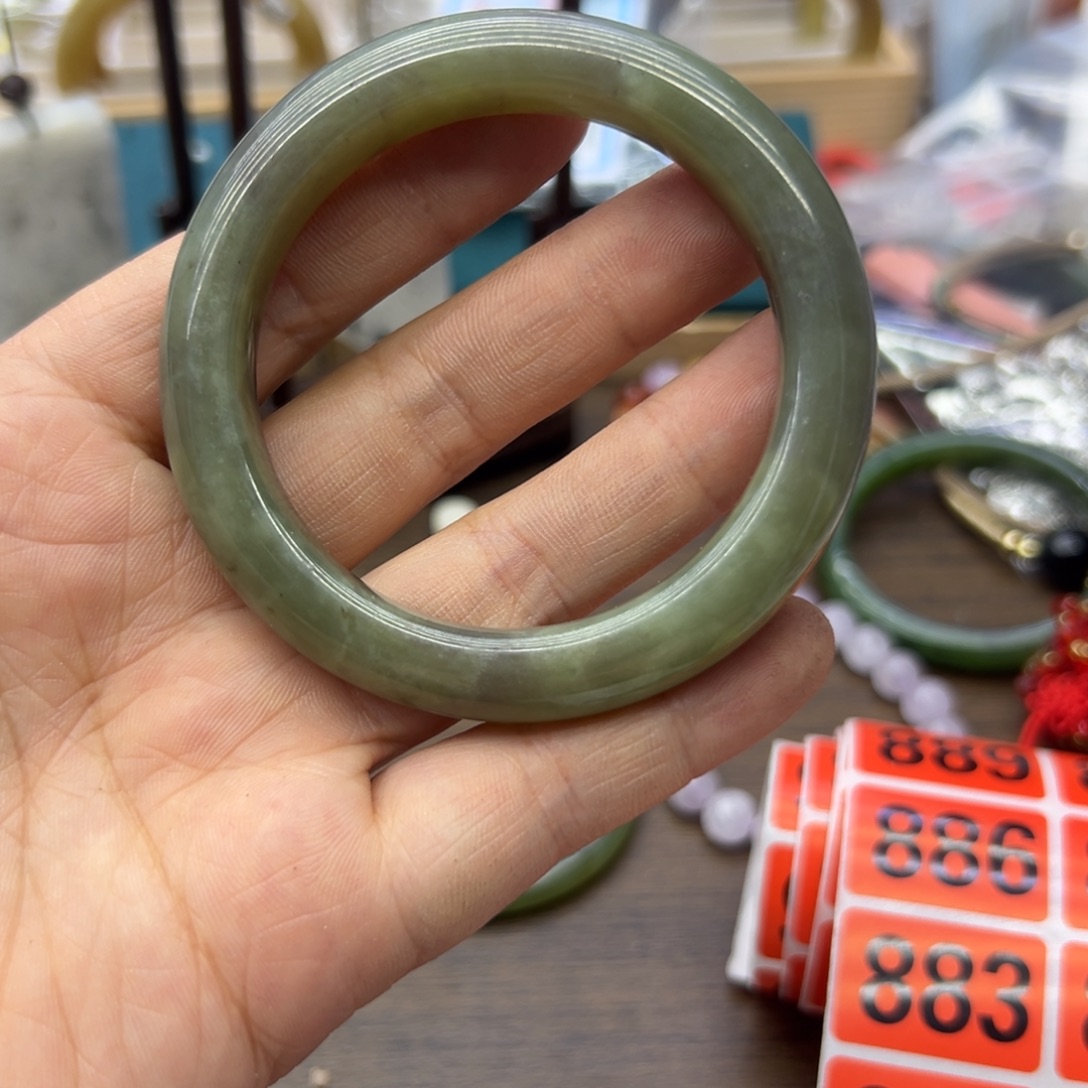 和田玉未镶嵌手镯55.2圈围872