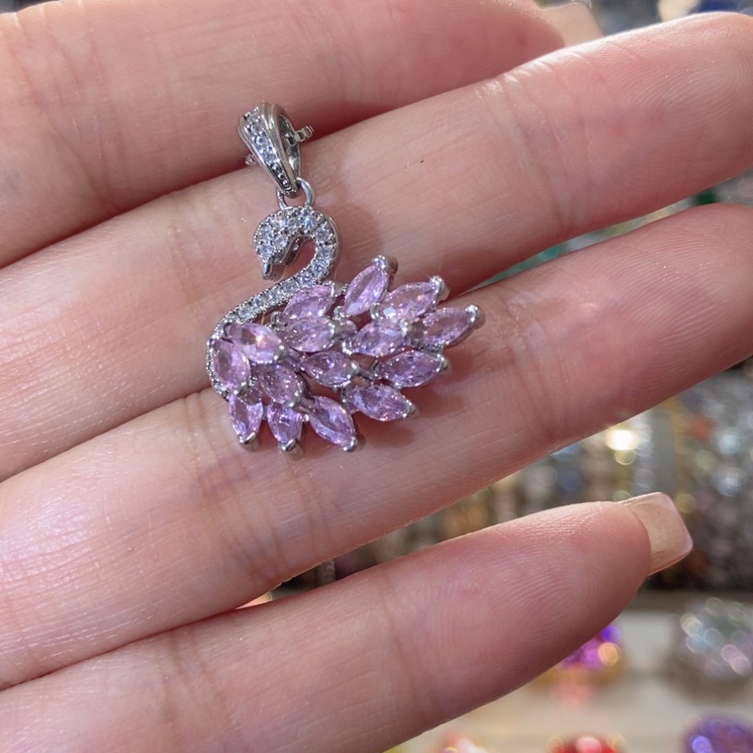 66锆石（处理）吊坠