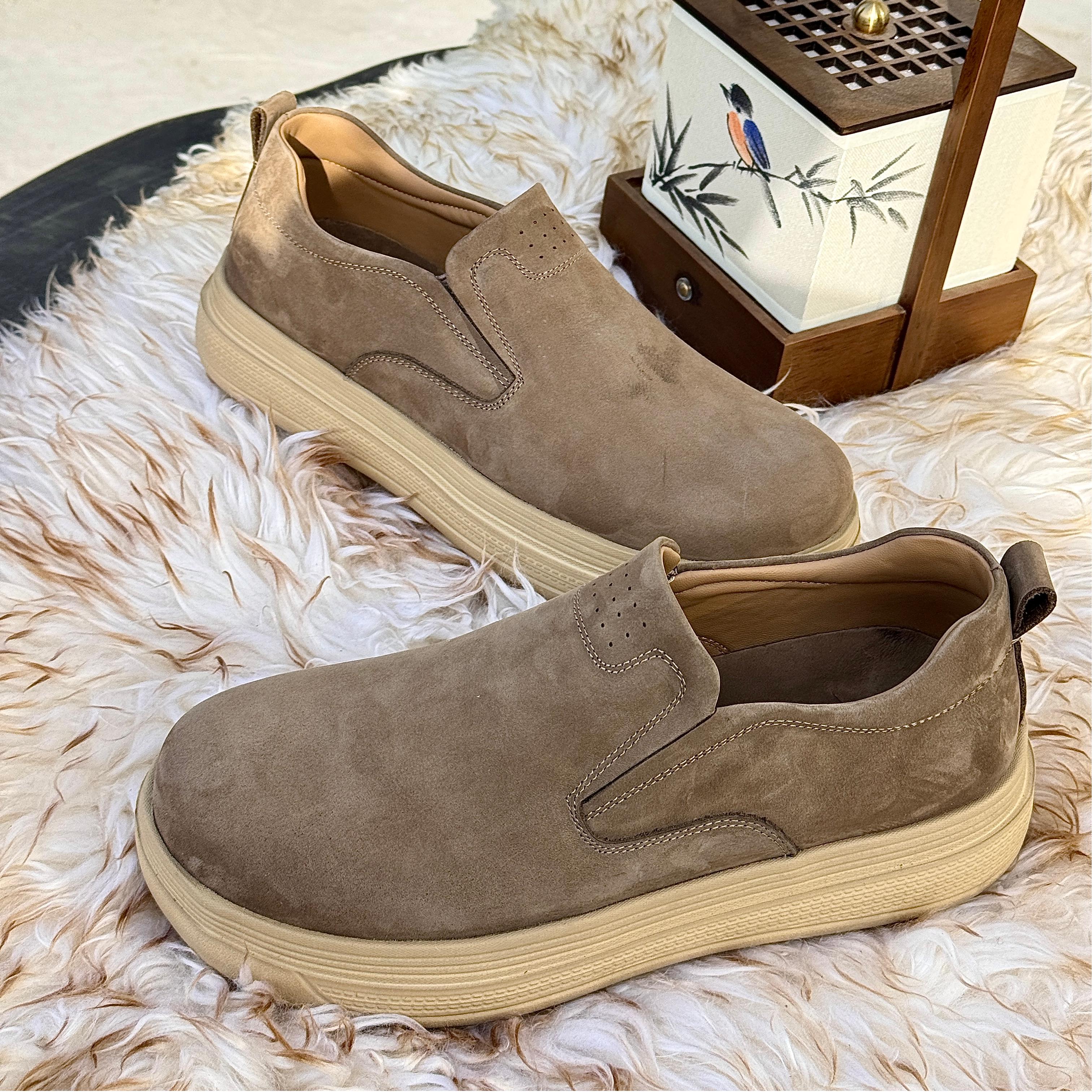 [皮界先生]头层牛皮休闲运动板鞋厚底轻便舒适平底一脚蹬真皮男鞋