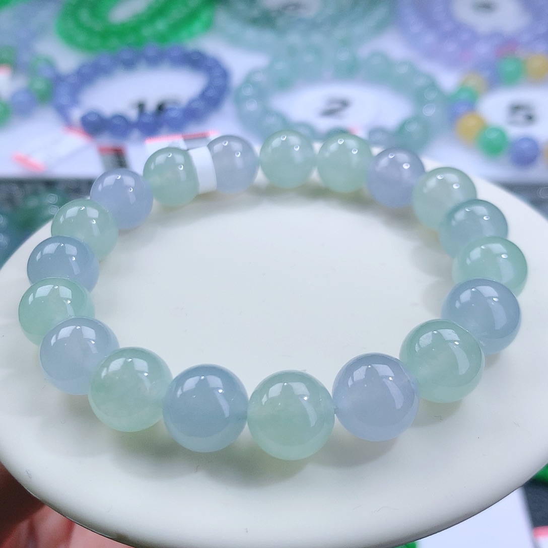 翡翠手串未镶嵌卡10