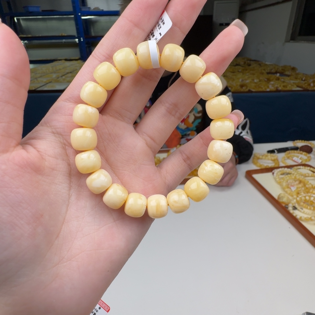 琥珀未镶嵌手链蜜蜡手串