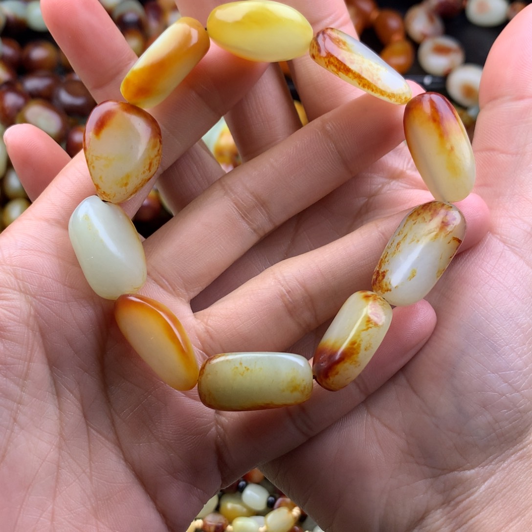 和田玉未镶嵌手链