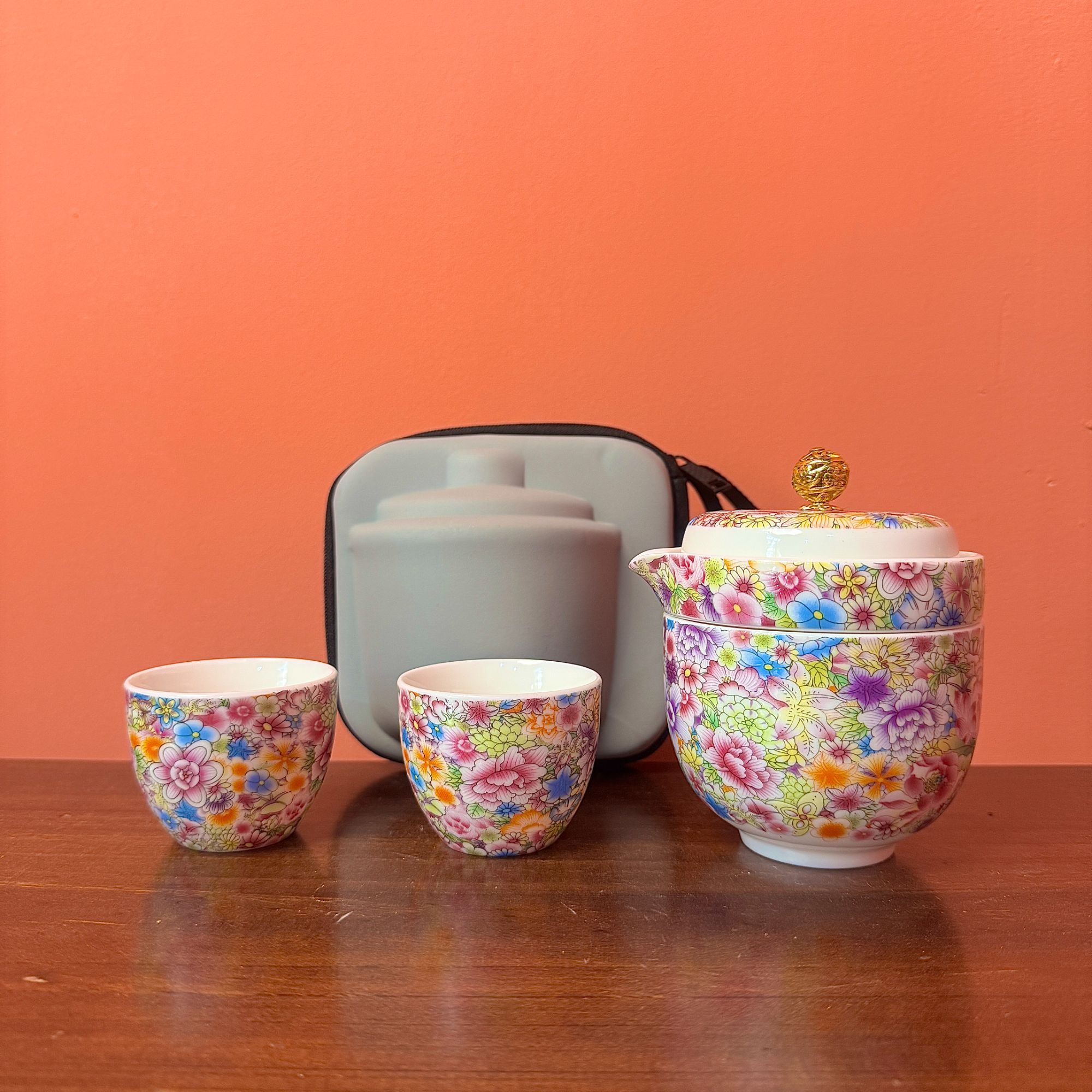 AA076繁花似锦米珐琅彩合金盖一壶两杯带包Z