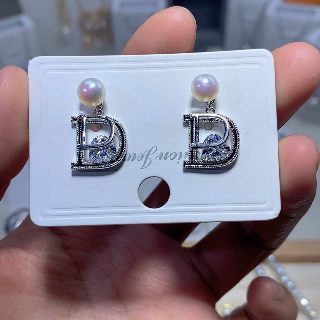 淡水珍珠未镶嵌耳饰