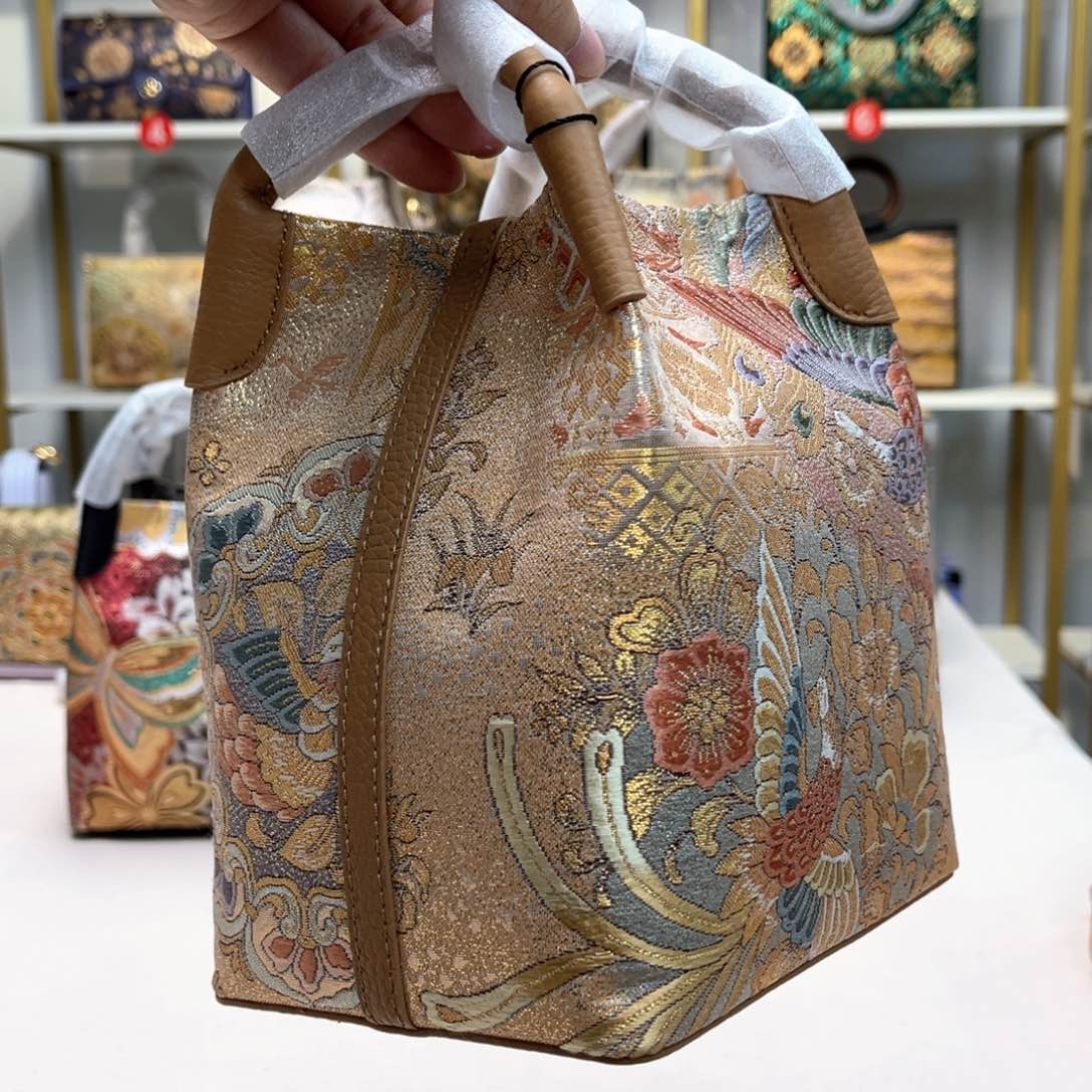 织绣直播间浮力大漏