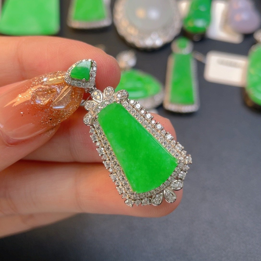 翡翠银S925镶嵌颈饰