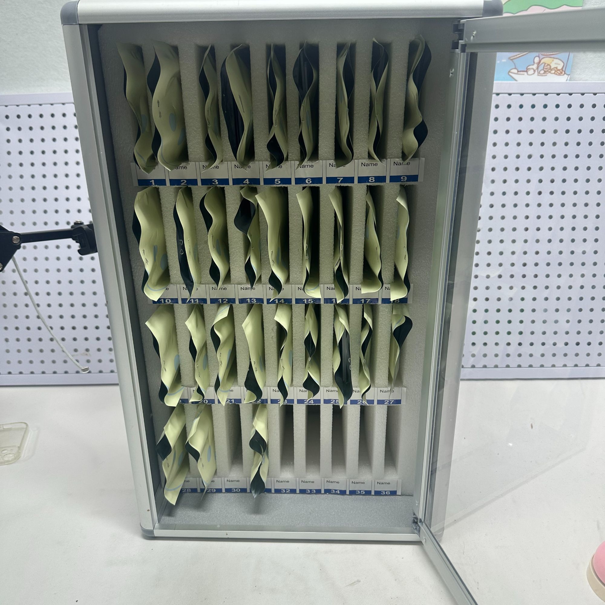 有趣潮馆商品卡牌