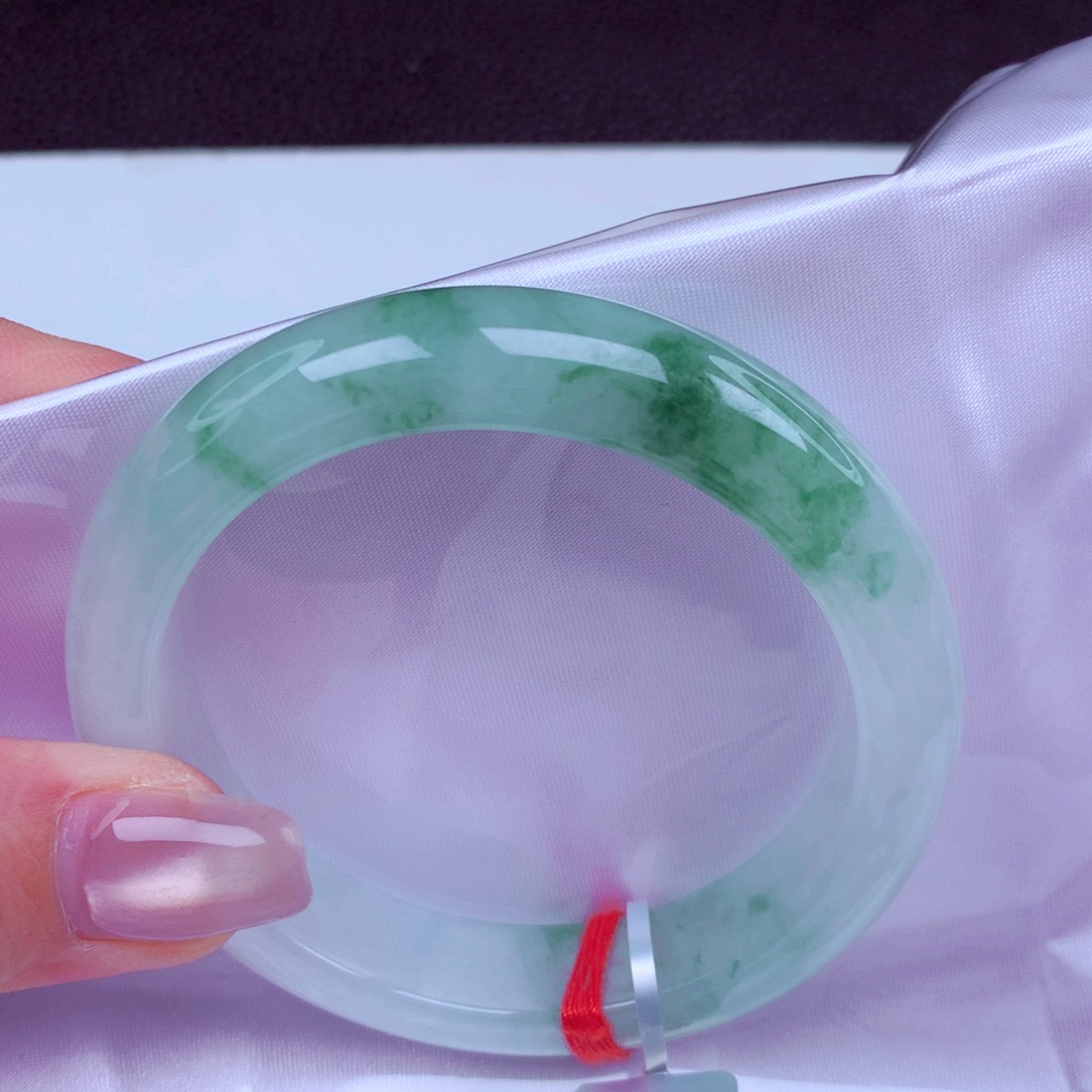 翡翠未镶嵌手镯手镯