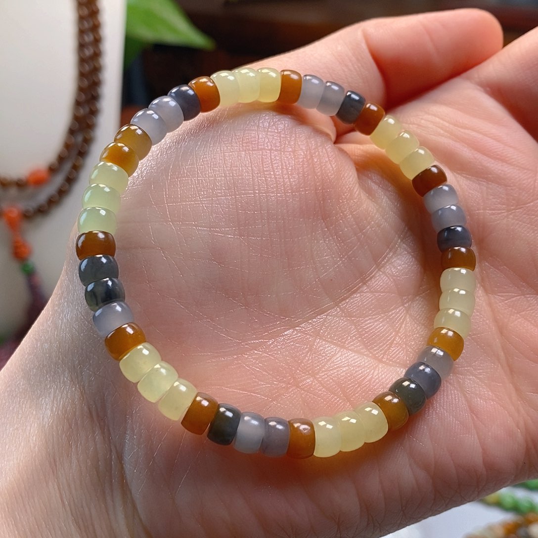 和田玉手串未镶嵌