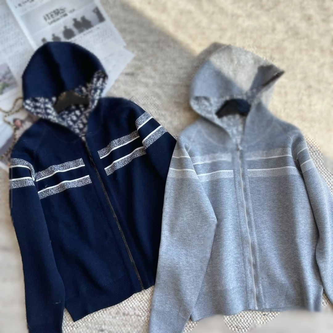 新款时尚双面带帽外套