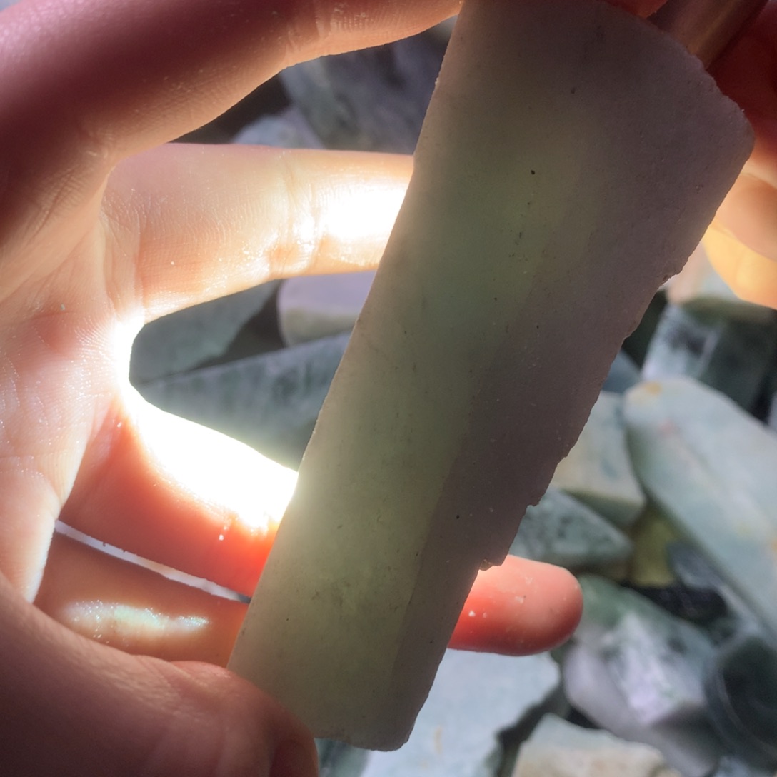 翡翠颈饰未镶嵌缅甸翡翠