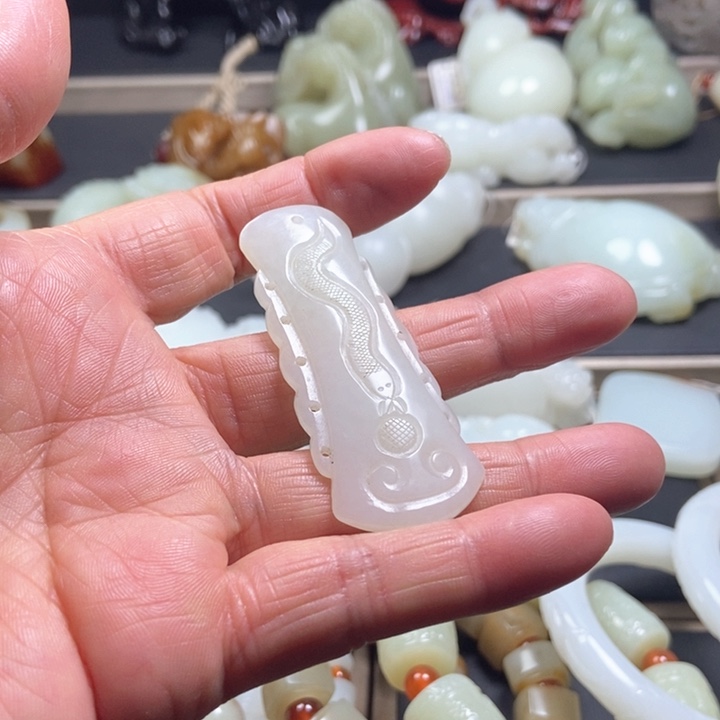 和田玉挂件未镶嵌