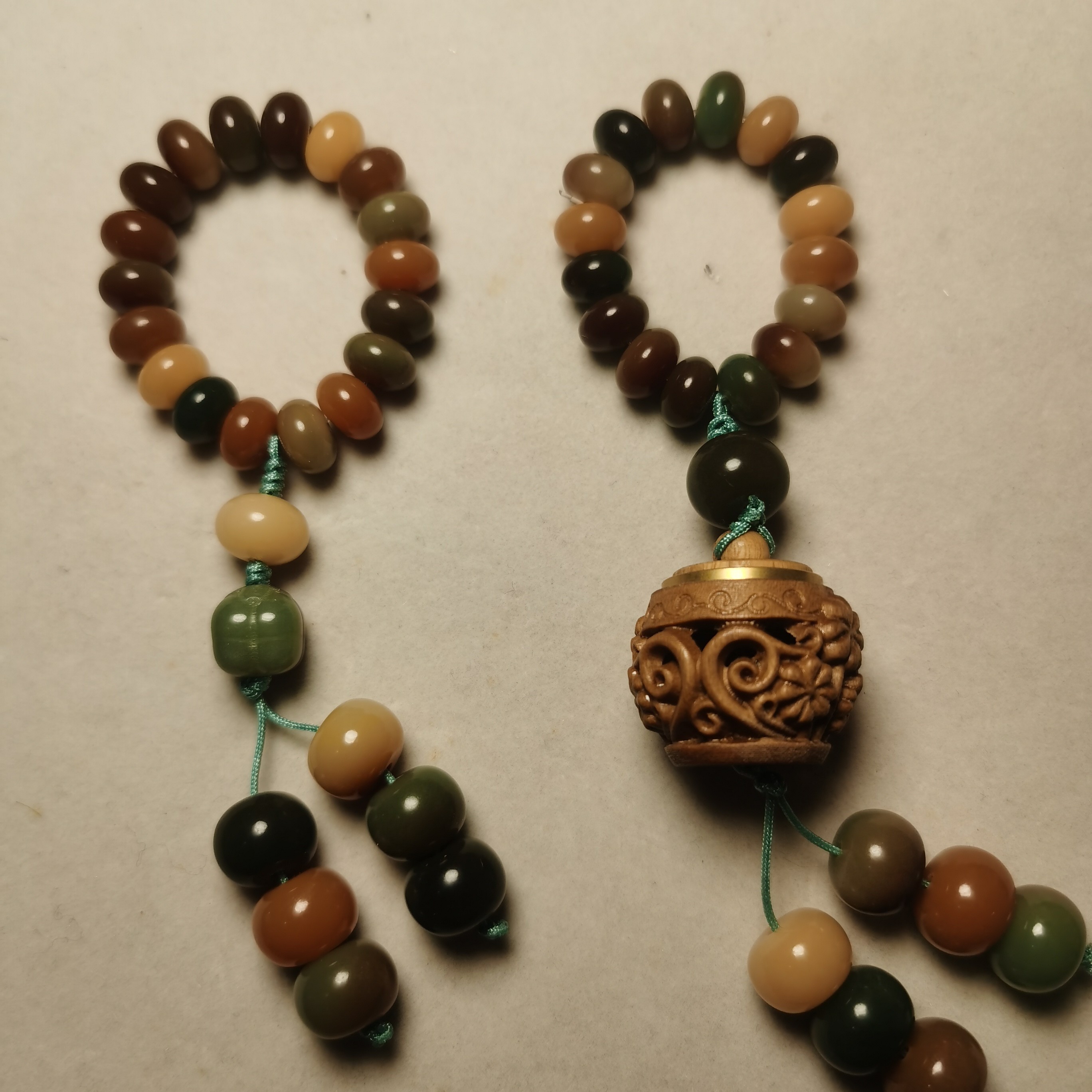 菩提根宫灯柿子吊坠款