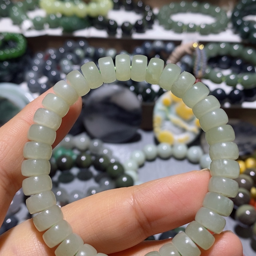 和田玉手链未镶嵌