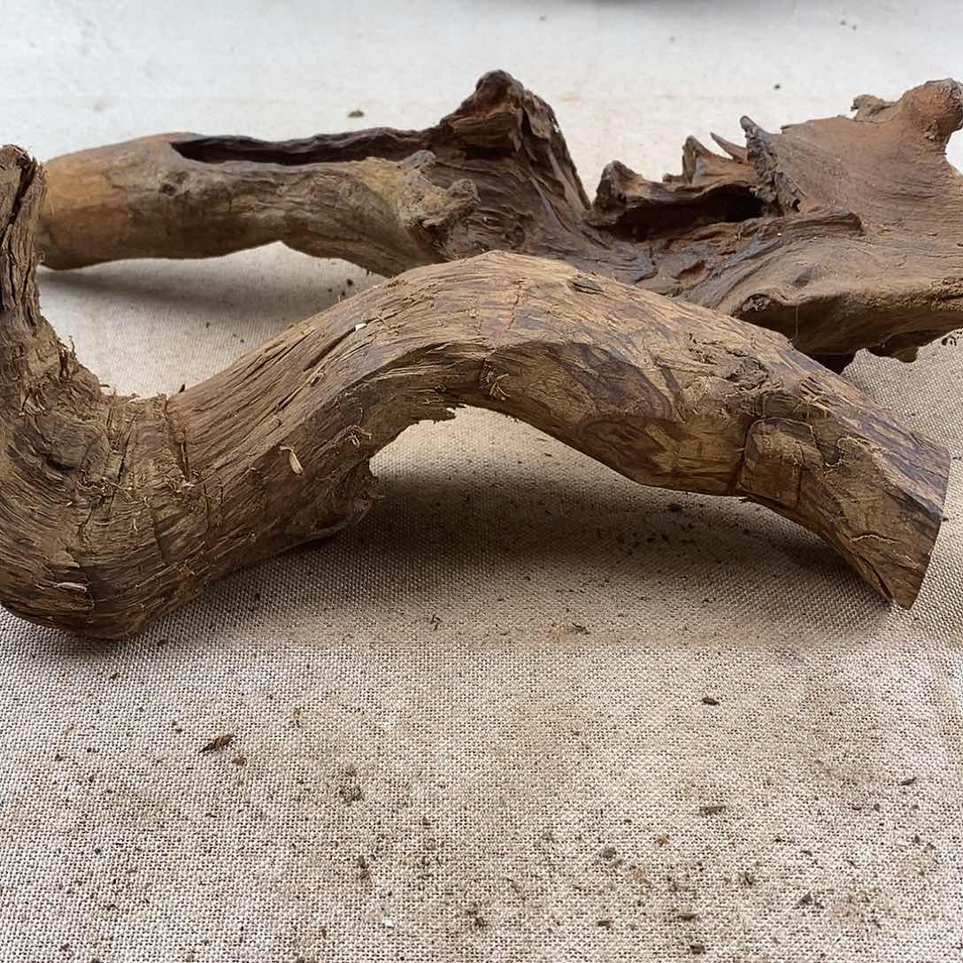 敬***石黄花梨/降香黄檀黄花梨随形料子