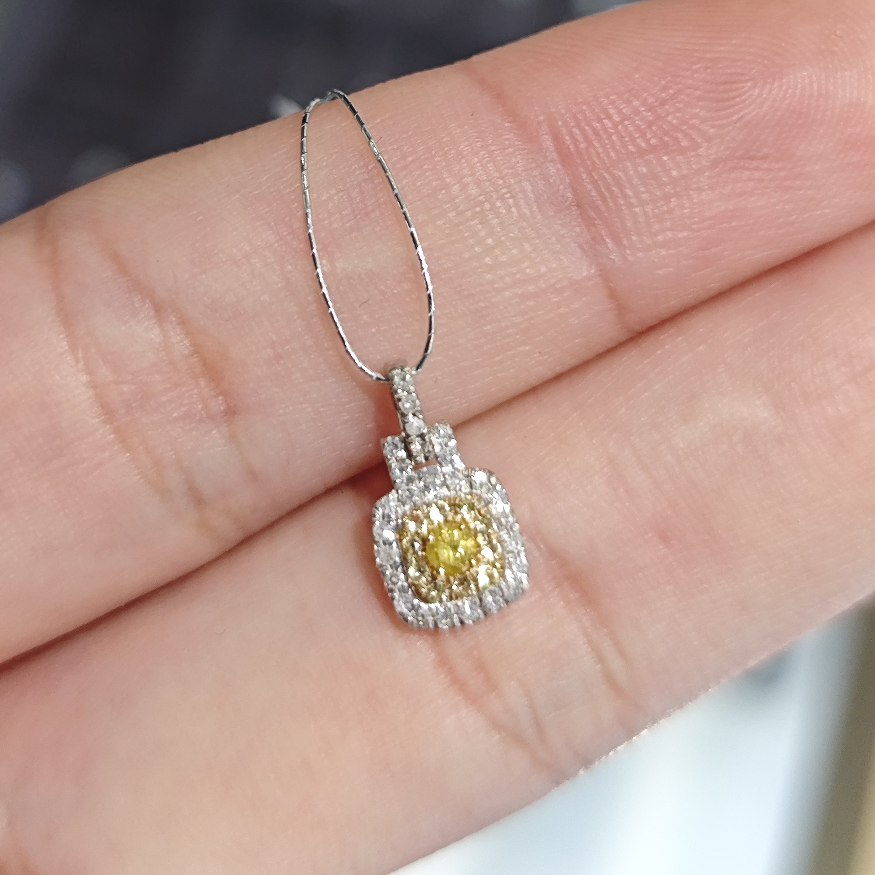 【QM珠宝】01779 时尚 黄钻小方包吊坠 zsdz（不含链）