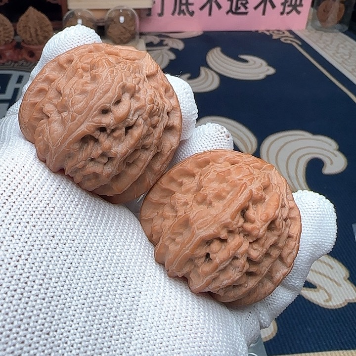 文玩核桃吊坠全品白狮子40➕