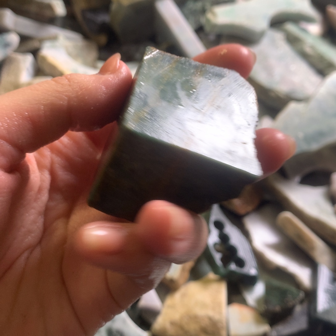 翡翠颈饰未镶嵌缅甸翡翠