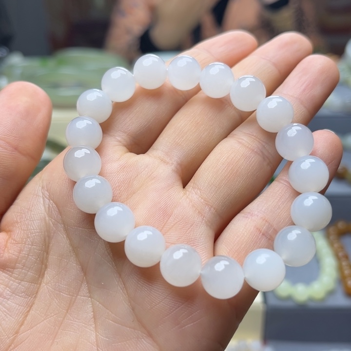 和田玉手链未镶嵌