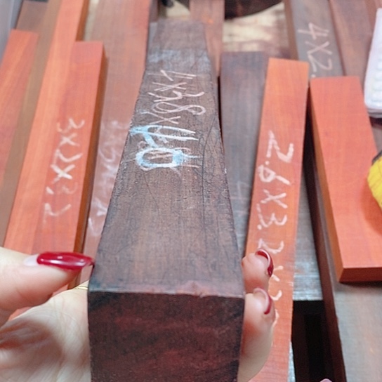 檀香紫檀（小叶紫檀）特***号