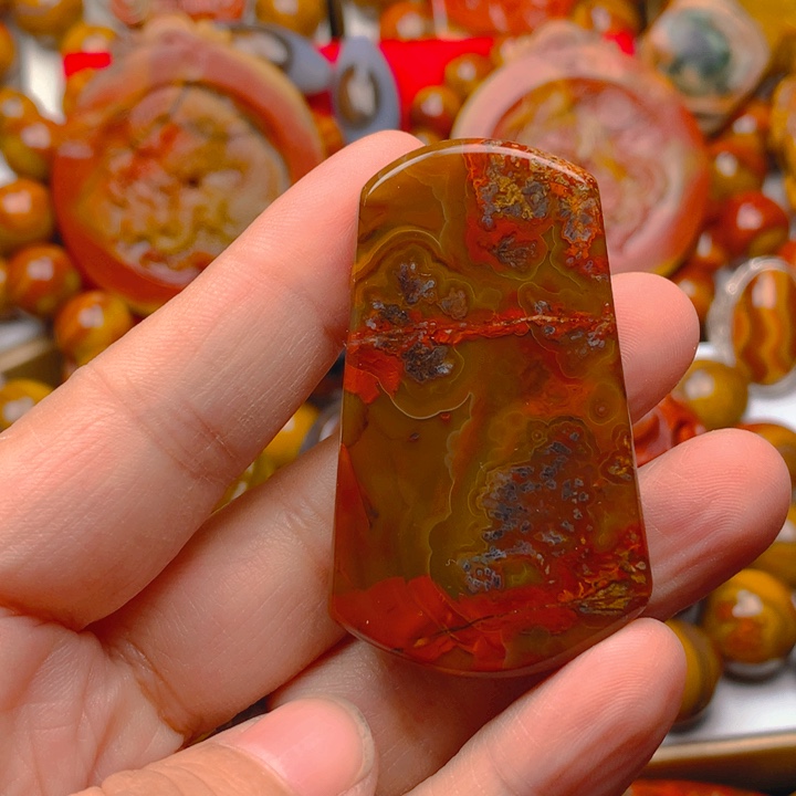 玛瑙/玉髓未镶嵌吊坠