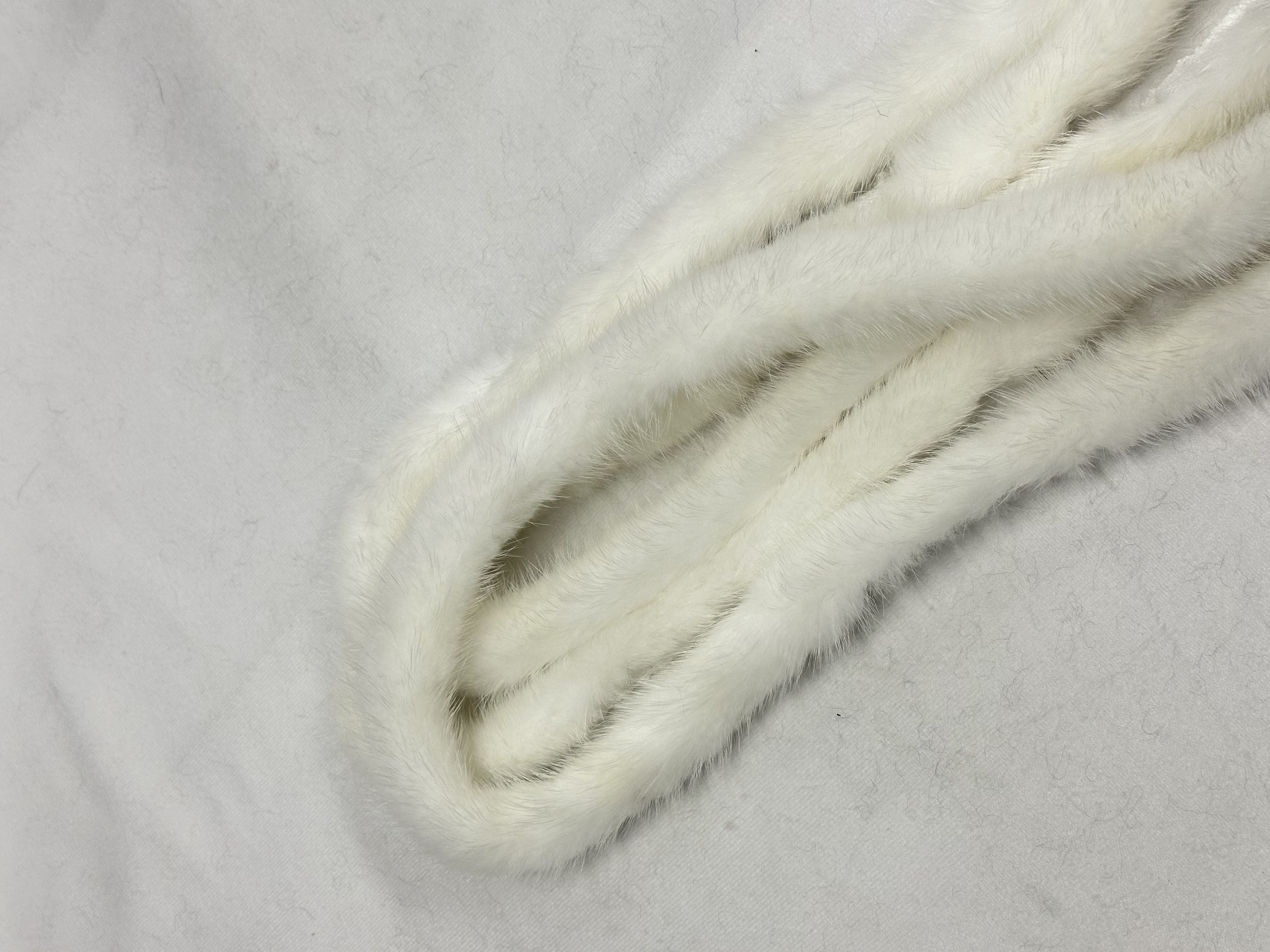 水貂毛条高端黑色白色服装辅料