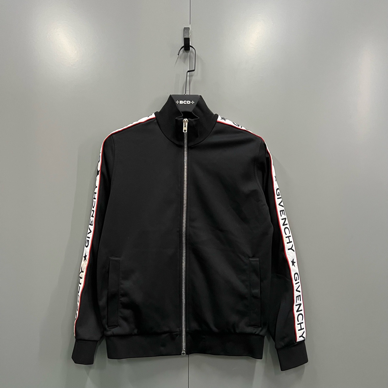95新 Givenchy/纪梵希 (ll) 纪梵希 侧面字母logo外套 XS码