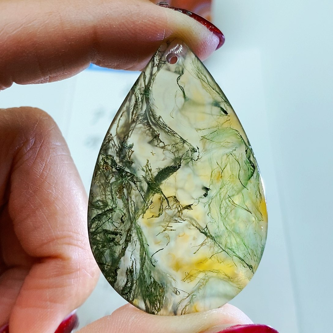 玛瑙/玉髓颈饰未镶嵌独*客