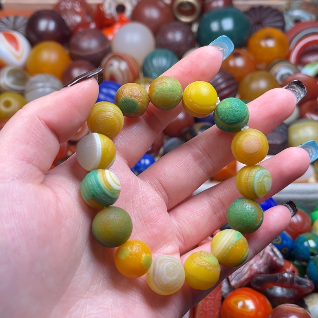 玛瑙/玉髓颈饰未镶嵌