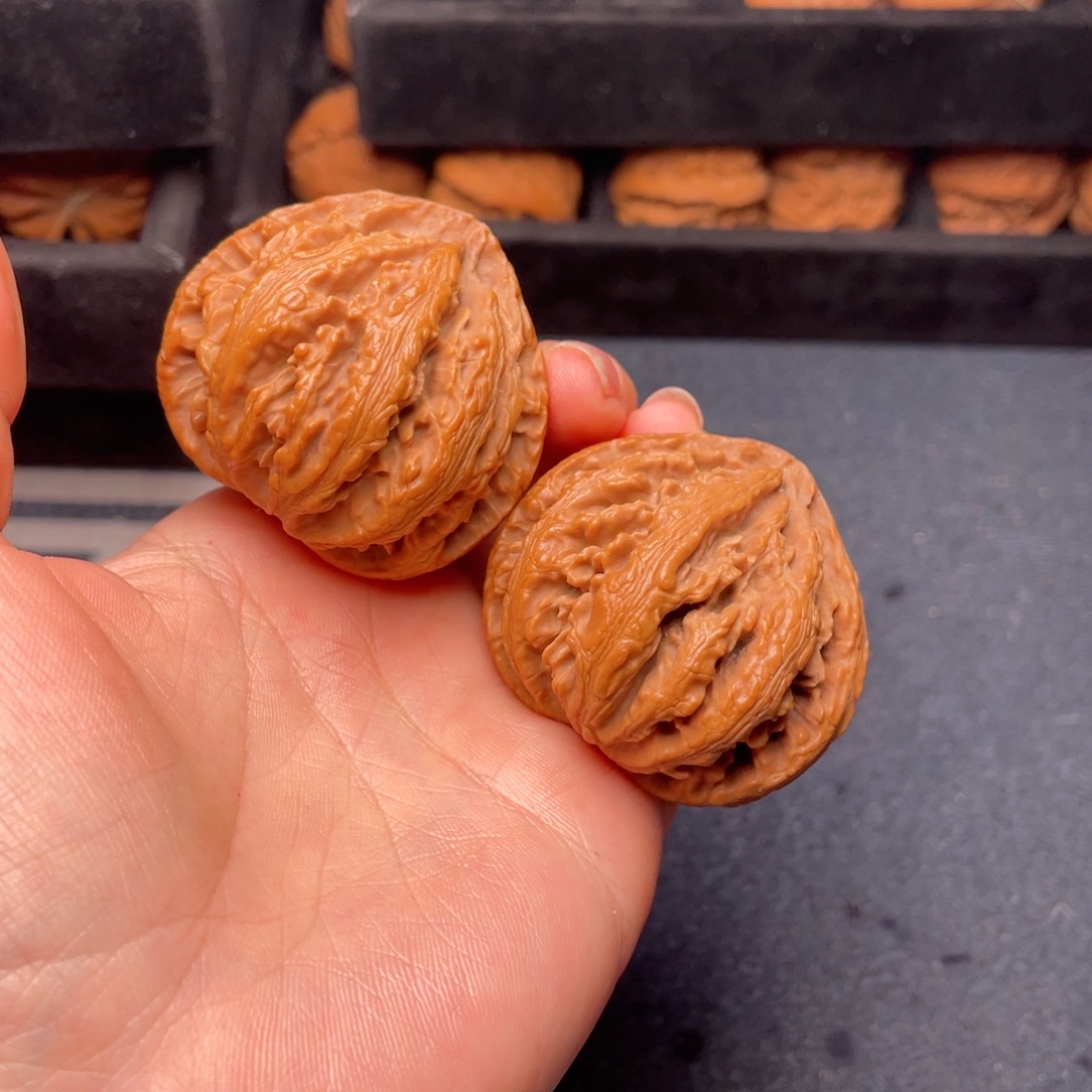 徐***凯文玩核桃吊坠秦岭核桃64