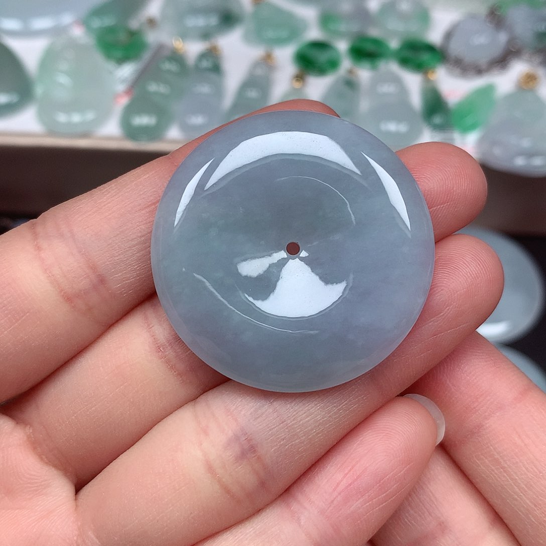 翡翠未镶嵌颈饰平安扣A