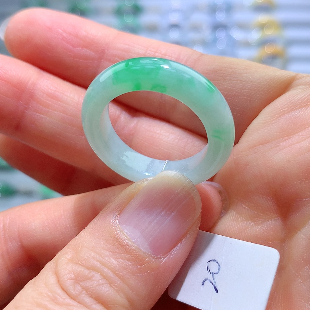 翡翠戒指未镶嵌20号