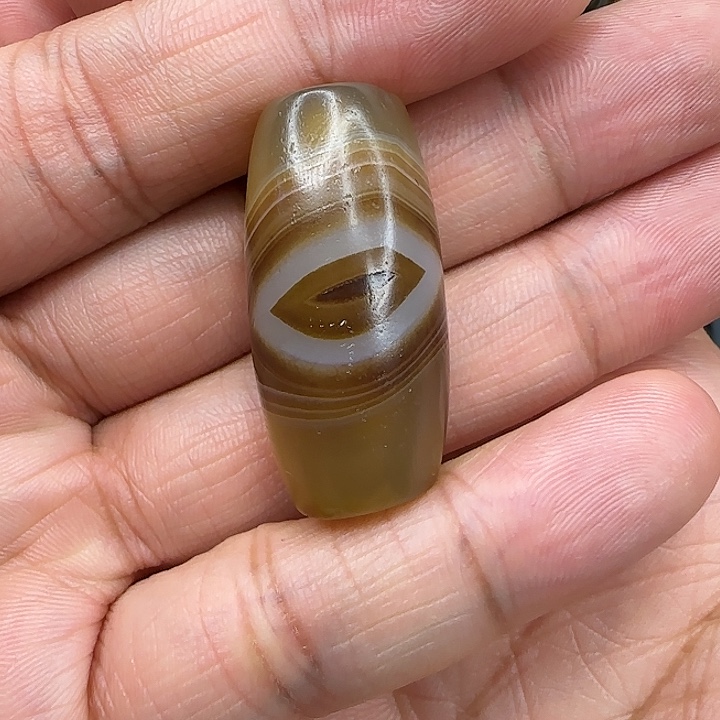 玛瑙/玉髓颈饰未镶嵌M****E