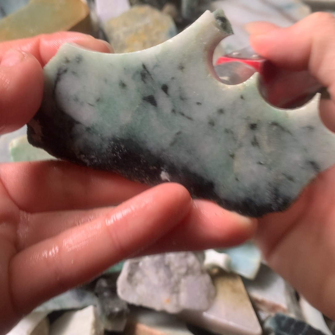 翡翠颈饰未镶嵌缅甸翡翠