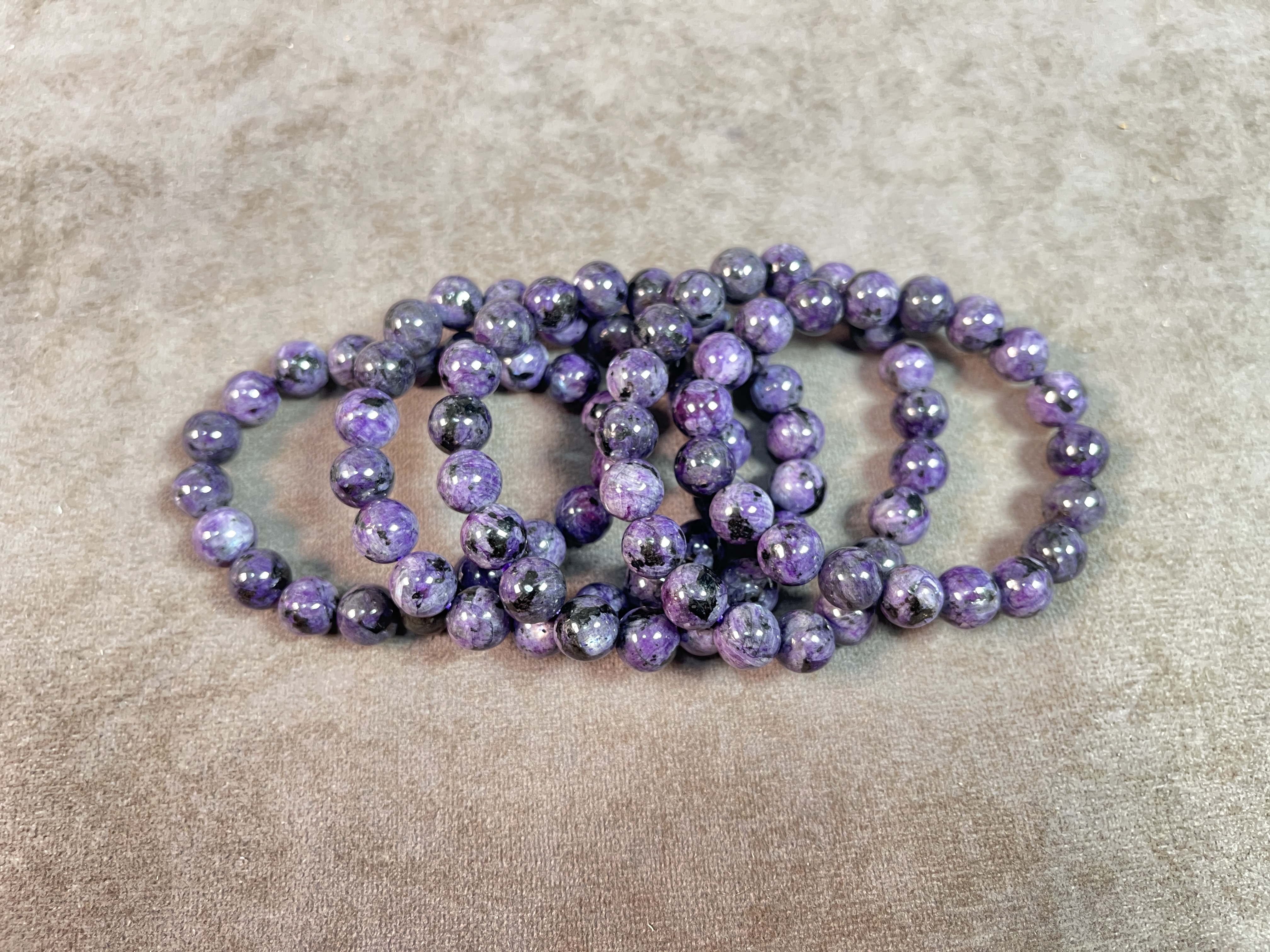 可塘工厂老料泥地紫丝绒圆珠多样性发一个 LL028