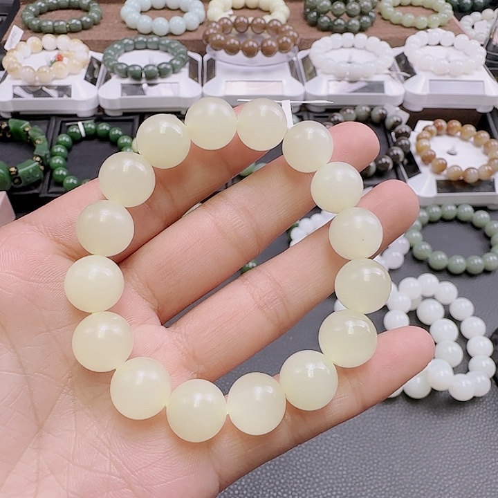 和田玉手串未镶嵌