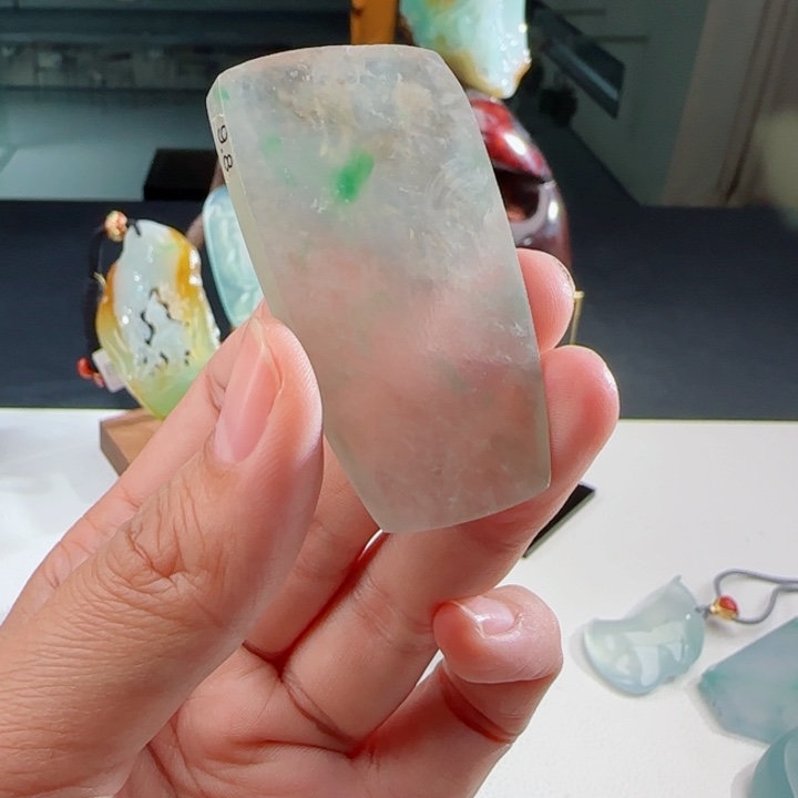 【闪购商品】定制翡翠未镶嵌Y**n堯