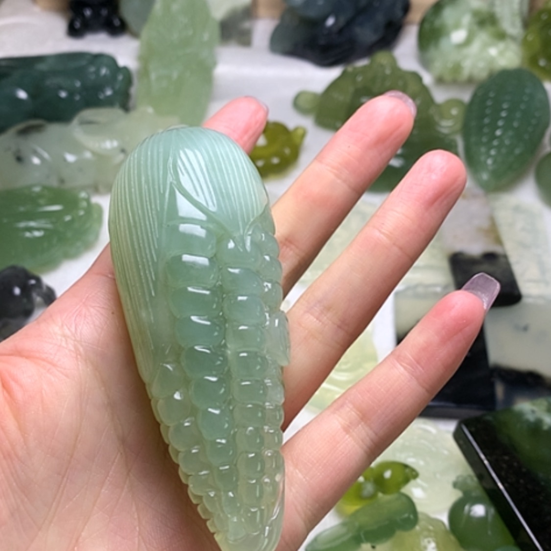 【闪购商品】蛇纹石玉未镶嵌颈饰嘟*嘟