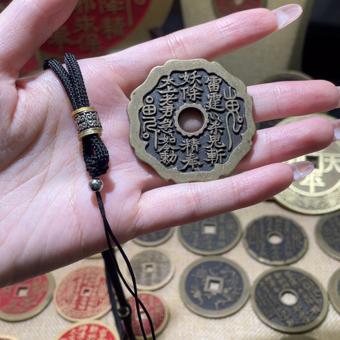 铜现代仿制工艺品 