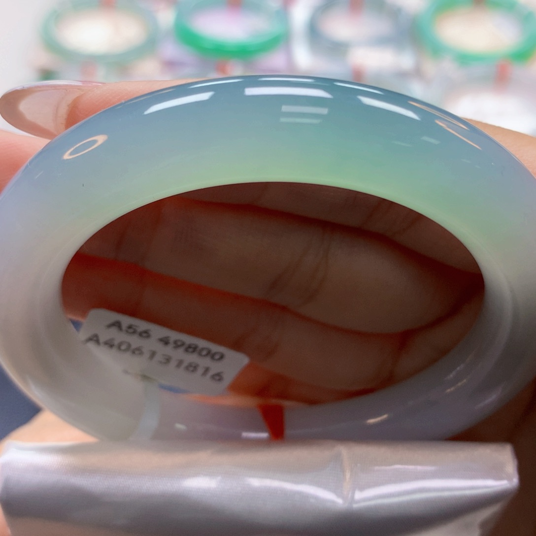 翡翠手镯未镶嵌（莫莫26）56圆12号