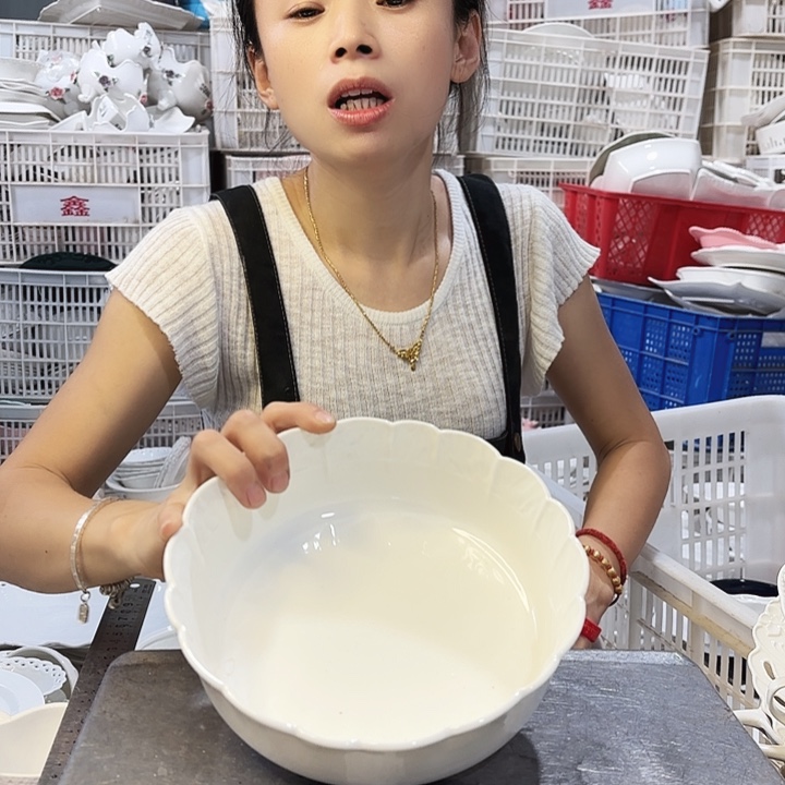 盘微瑕产品……两个沙拉