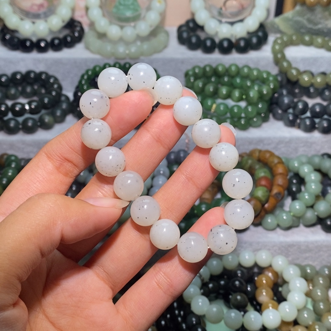 和田玉未镶嵌手链