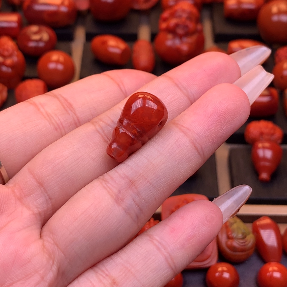 南红玛瑙未镶嵌川料原矿奶嘴三通11mm