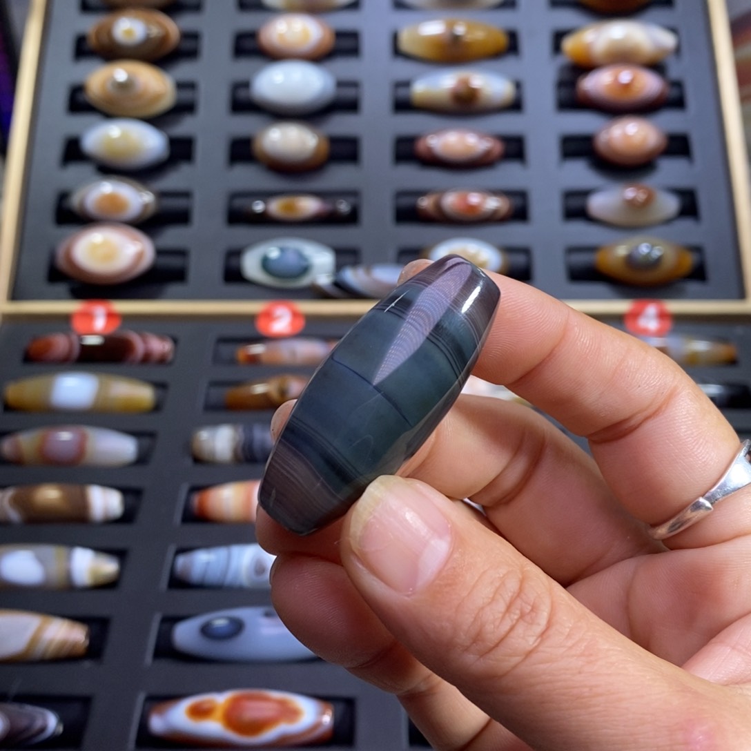 合金颈饰玛瑙/玉髓