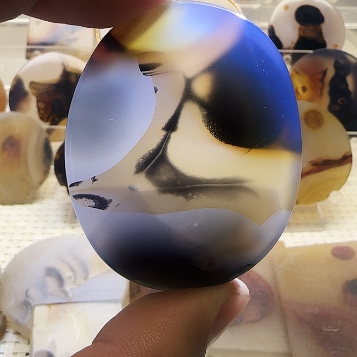 玛瑙/玉髓未镶嵌珠宝奇石