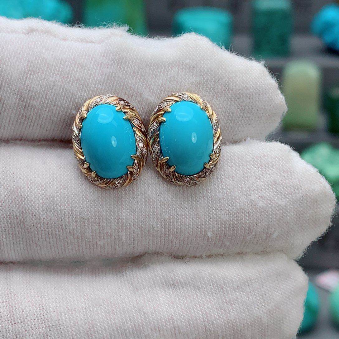 绿松石配饰18K金镶嵌