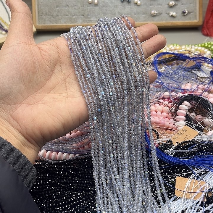 玛瑙/玉髓珠宝半成品未镶嵌一条3mm灰月光刻面