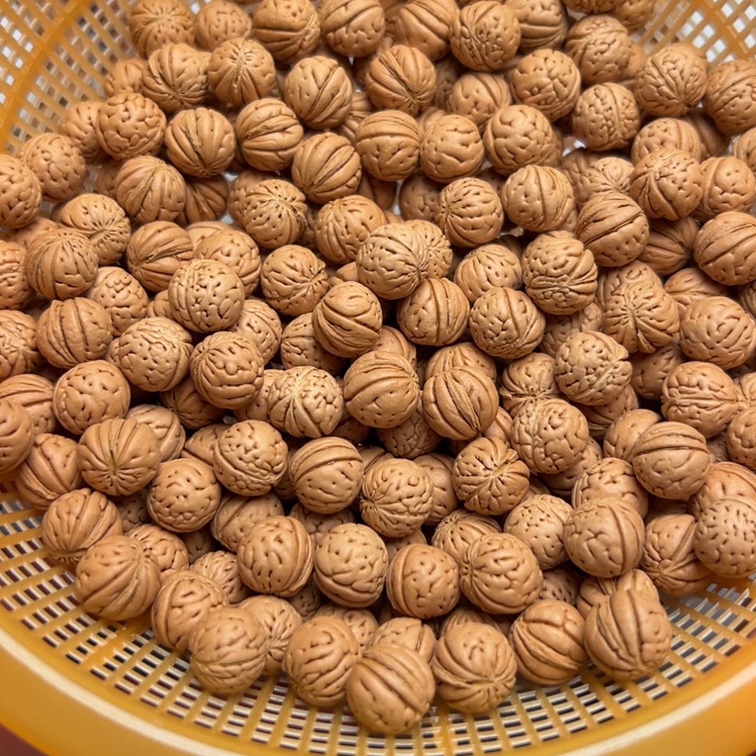 春***晓3颗备籽三道劲桃核